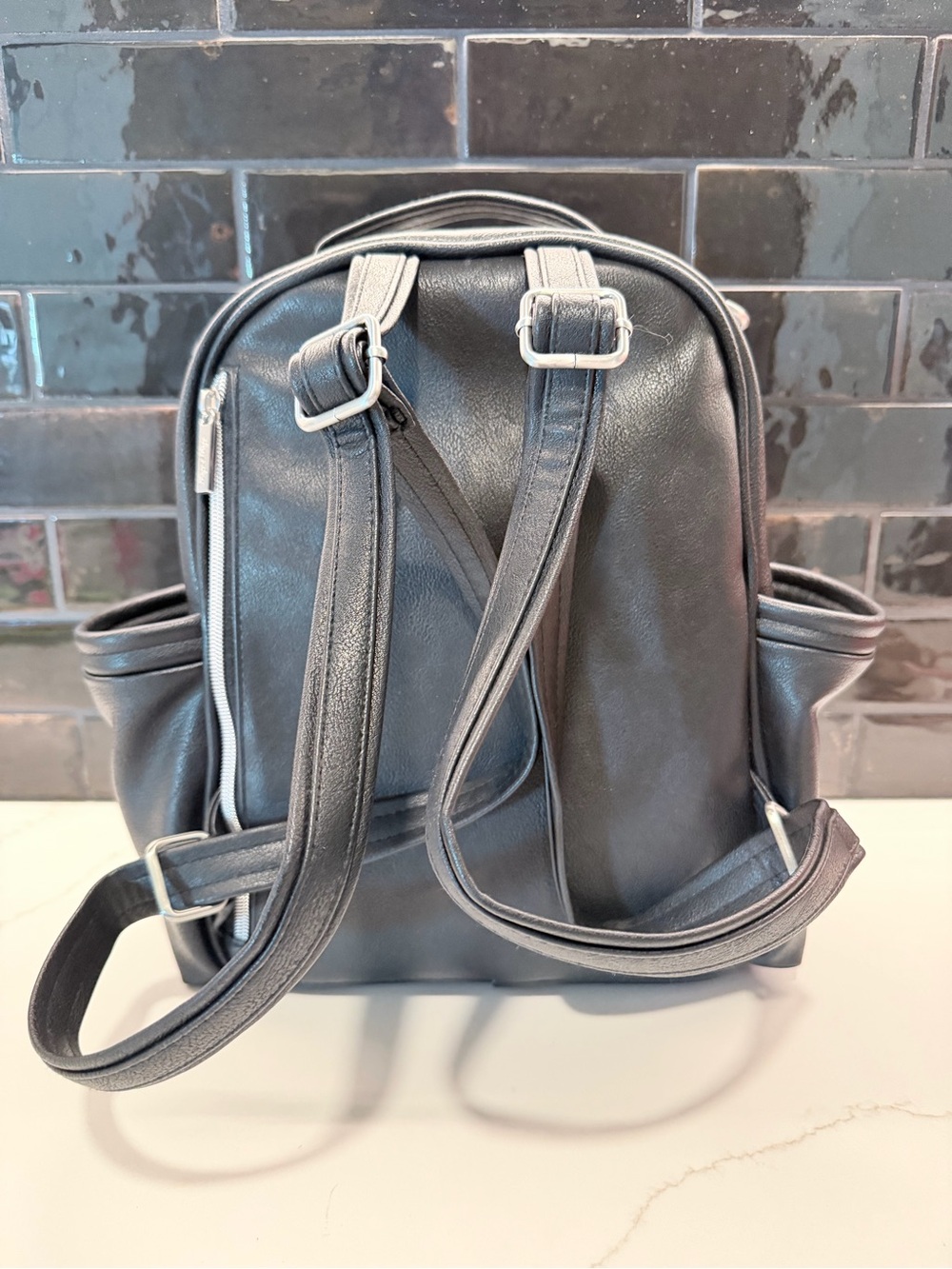 Itzy Ritzy Black Mini Plus - Picture 5 of 7